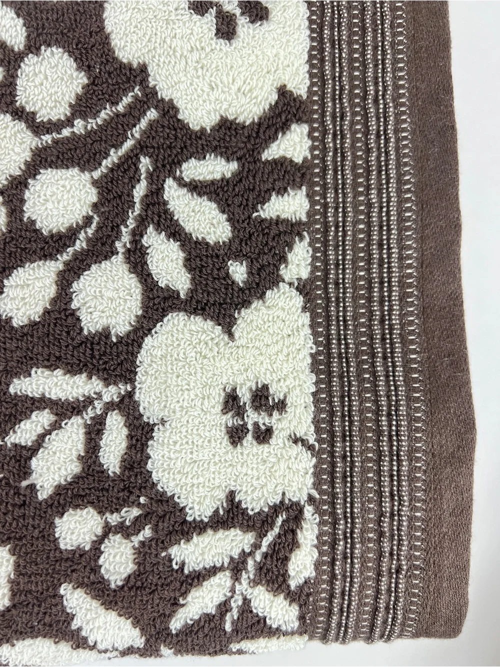 Loft by Loftex Bath Towels Bold Floral Brown Cream Soft 100% Cotton 2 Pc NEW